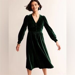 NWOT Boden Elise Velvet Midi Dress 4P Petite Long Sleeve Dark Green Emerald